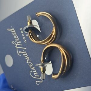 Universal Thread Twisted Gold Tone Earrings